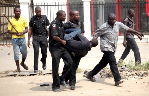 Man walks into police station, steals police woman’s Tecno phone