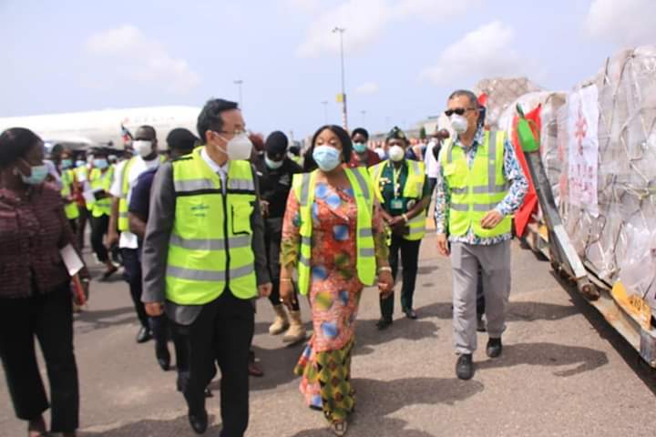 MINISTRY OF HEALTH RECEIVES MEDICAL SUPPLIES FROM ‘CHINA AID’ TO COMBAT COVID-19